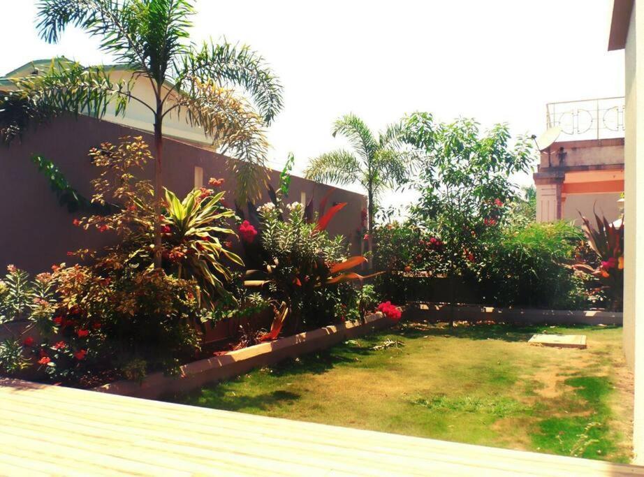 לונבלה Unit 4 By Red Stone Villas מראה חיצוני תמונה