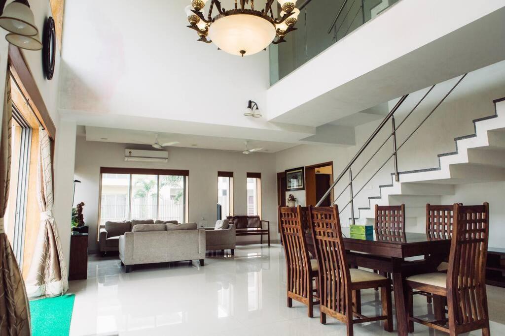לונבלה Unit 4 By Red Stone Villas מראה חיצוני תמונה